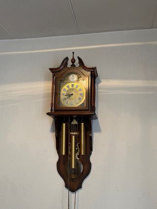 Reloj de pared Junghans alemán