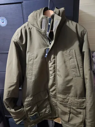 Abrigo verde militar