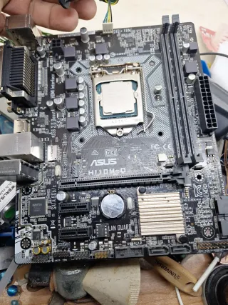 Placa Base ASUS H110M-D