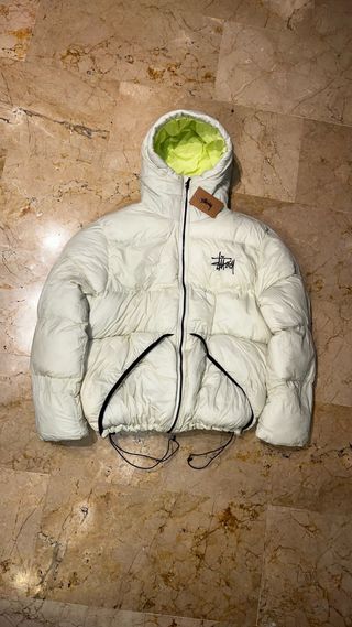 Chaqueton Stussy Micro Ripstop Down 'Bone'