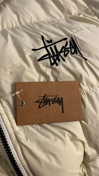 Chaqueton Stussy Micro Ripstop Down 'Bone'