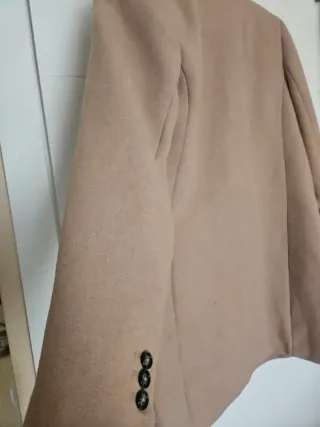 Abrigo de lana beige