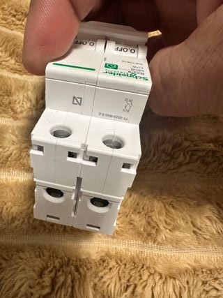 Magnetotermico Schneider Resi9 C16