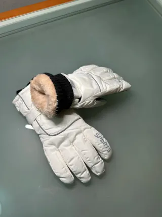 Guantes de esquí blancos