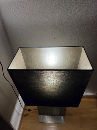 Lámpara de pie moderna tela y metal