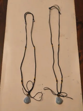 4 Collane con ciondolo a croce sono quattro