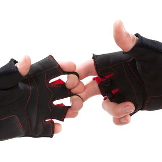 Guantes Domyos negros y rojos del Decathlon