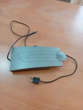 Lampada da tavolo grigia