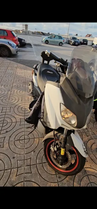 Yamaha Xmax 250cc A2 Automática