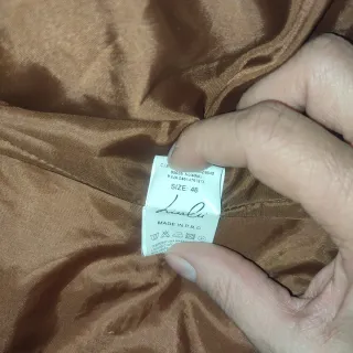 Piumino donna con cappuccio marrone