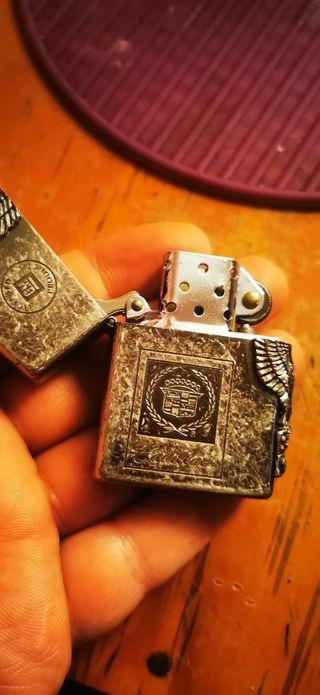 Mechero Cadillac con Águila