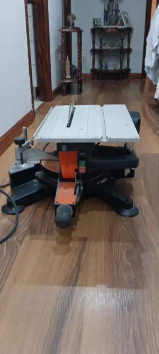 Ingletadora Profesional Seminueva