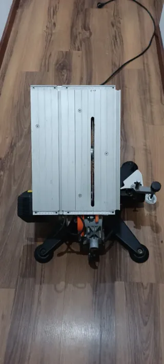 Ingletadora Profesional Seminueva