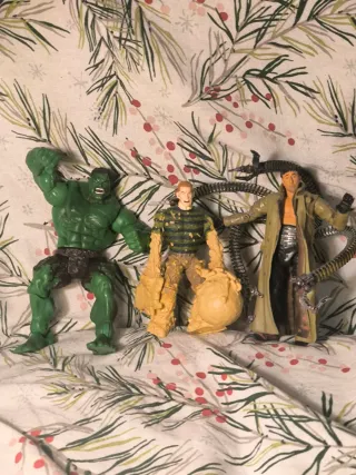 Pack 3 Figuras Marvel: Hulk, Sandman, Dr. Octopus