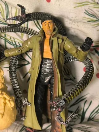 Pack 3 Figuras Marvel: Hulk, Sandman, Dr. Octopus