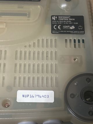 Nintendo 64 Ghiaccio Blu + Controller + Gioco