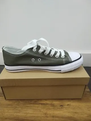 Zapatillas de tela kaki, del 36 al 40