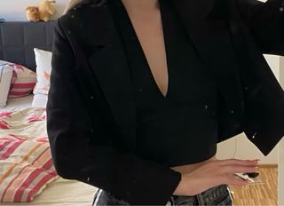 Blazer corto SARA DUFFY negro