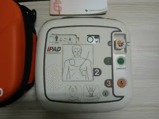 Desfibrilador iPAD CU-SP1