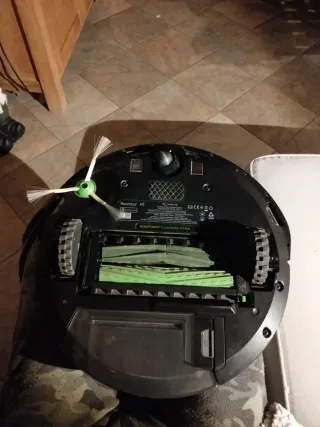 Roomba e5