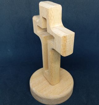12CM CRUZ DE MADERA PARA REZO CON BASE DE 7×12CM