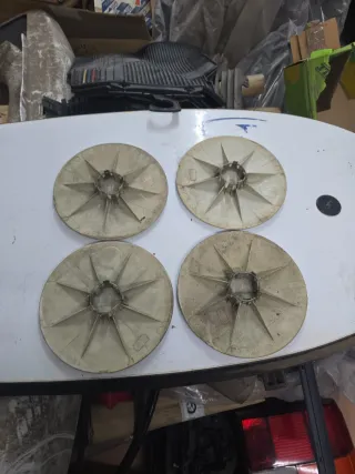 4 Tapacubos Golf MK3 GTI