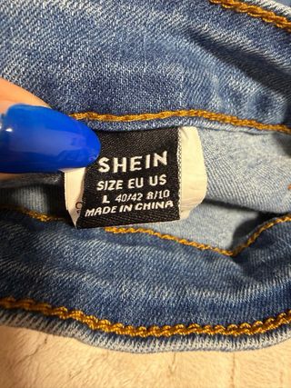 Falda Shein baby girl Bratz Talla L