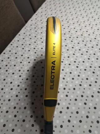 Pala de pádel SIUX ELECTRA ELITE 4 12K Carbon