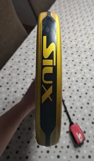 Pala de pádel SIUX ELECTRA ELITE 4 12K Carbon