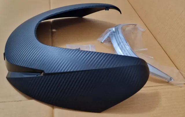 Tapa Maletero Shad Negra Carbono