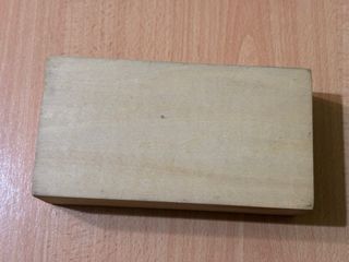 Dominó de madera con animales