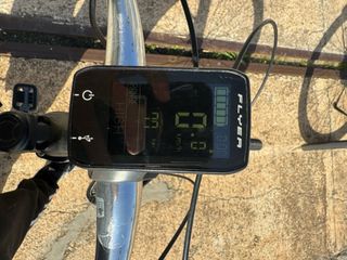 Bicicleta Eléctrica Flyer Gris