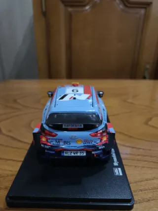 Coche Rally Hyundai i20 WRC 1:24