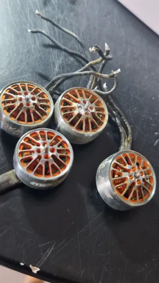 4 Motores Toka 1606 2700kv