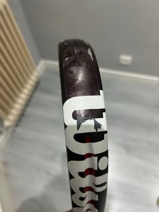 Pala Pádel Wilson Bela Pro V3 Roja