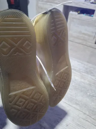 Converse Off White Chuck Taylor All Star