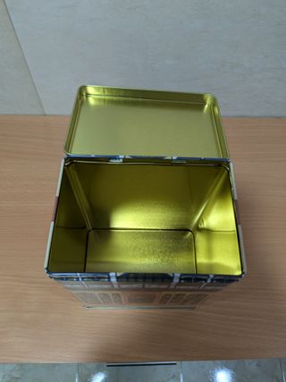 Caja decorativa metal París