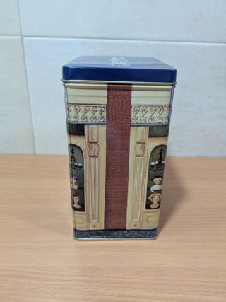 Caja decorativa metal París