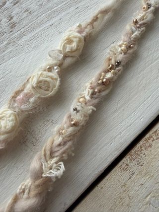 Diademas de bebé beige y rosa