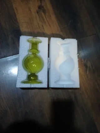 Jarrón de cristal verde