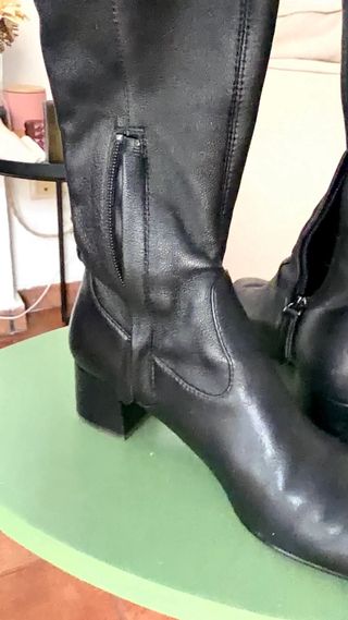 Botines negros Massimo Dutti
