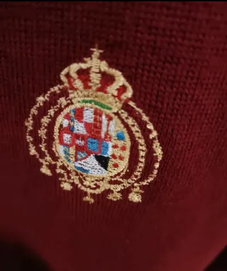 Maglione in pura  lana Borboni stemma