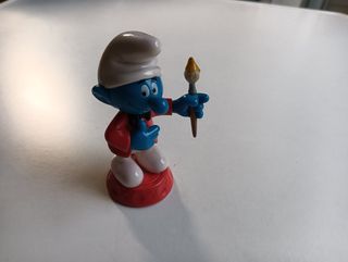 Pitufo pintor con pincel