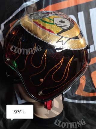 Casco custom teschio e carte da gioco