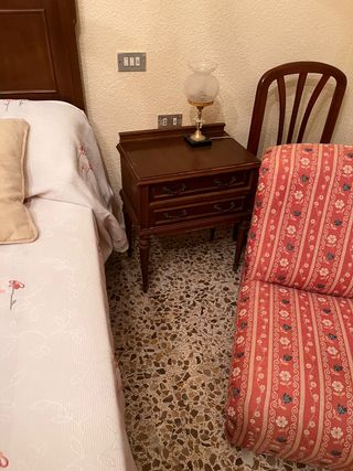 Habitacion de matrimonio. Excepto colchon, somier