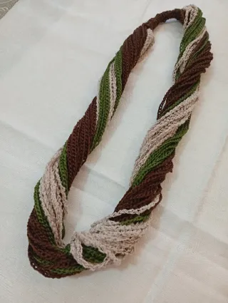 Collane di vari colori