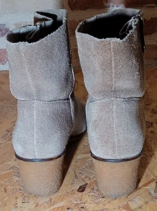 Botines Pull&Bear ante Camel Talla 38