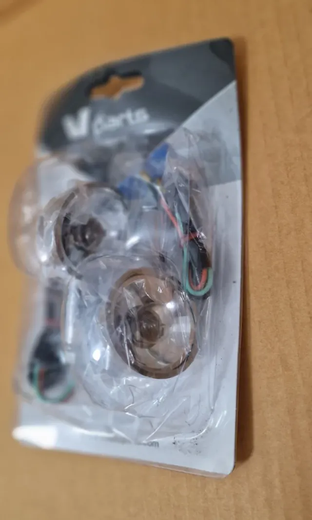 Filtro de aire moto TNT y Intermitentes V parts