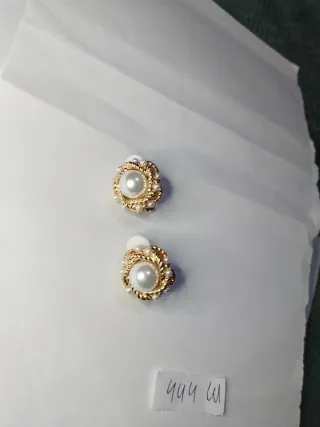 M444 Orecchini clips inox oro perle e perline