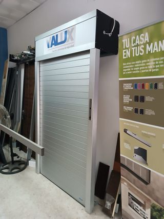 Persiana enrollable aluminio comercial